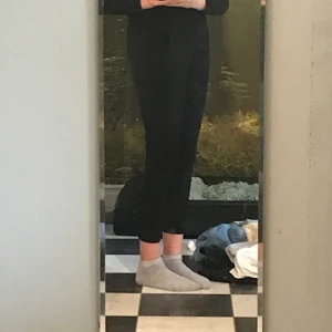 Kostymbyxor  - Svarta kostymbyxor från  Kappahl 