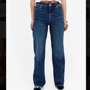 Yoko jeans monki  - Säljer mina yoko jeans i bra skick! Strl 29, frakt tillkommer❤️