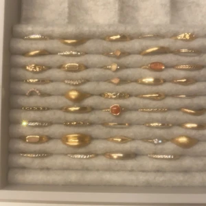 Ringar - 5 random ringar 30kr,  10random ringar 50kr. 20random ringar 80kr   Frakt 15kr