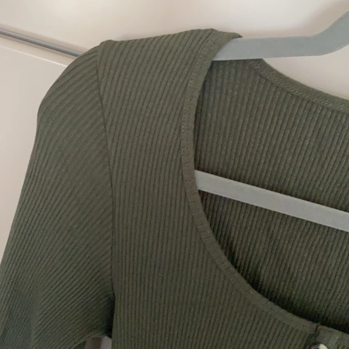 Grön tröja från Nelly, stl S - 90