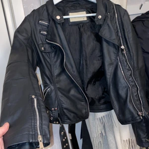 Skinnjacka  - Super fin skinnjacka 