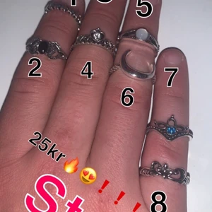 Ringar - Ringar som självklart är helt oanvända och säljer dom riktigt billigt för den kvaliten ringsrns har,riktigt fina,vid köp över 100kr så är frakt gratis och skickar även med en extra ring😍🔥💍❗️❗️❗️