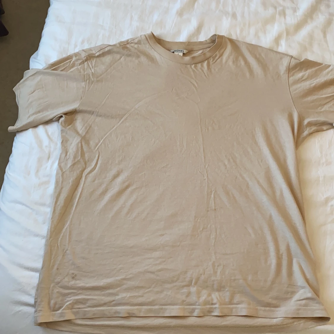 Oversized beige t-shirt - 90