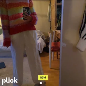 Linnebyxor  - Säljer dessa linnebyxor från zara. Jag säljer dem då dem är för korta enligt mig. Jag är ungefär 170, så jag skulle rekommendera om man är 165 cm så funkar dessa super. Säljer dem för 90kr + frakt. Bilder lånade