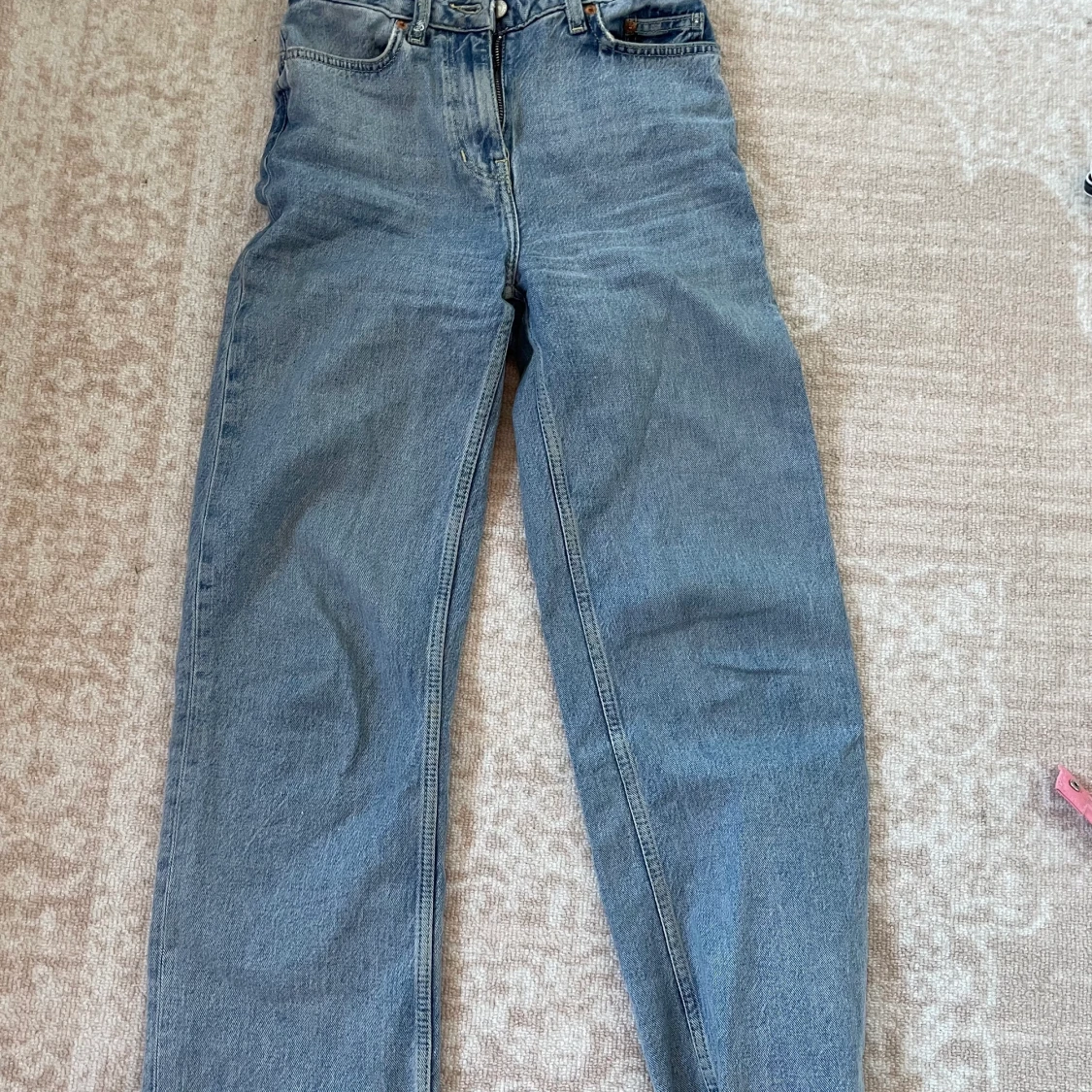 Blåa straight jeans - 90