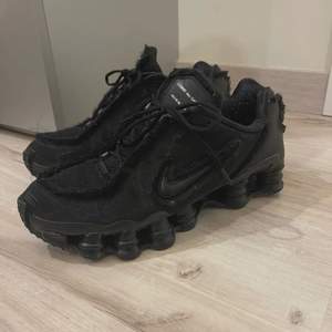 Comme Des Garcons Homme Plus × Nike  Comme des garcons homme shox    Size: US 11 / EU 44    Color: Black    Condition: Used