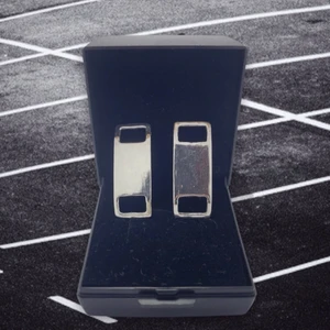 Äkta silver Lace buckels. handgjorda. - handgjorda av mig i äkta 925 silver, ungefär lika stora som vanliga AIF 1 lace buckels.