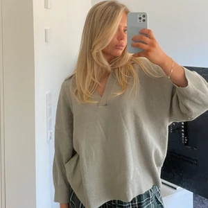 Fin topp  - Säljer denna superfina topp ifrån hm. Ääälskar färgen!! 