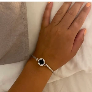 Marc by Marc jacobs - Armband i fint skick. One size och silvrigt