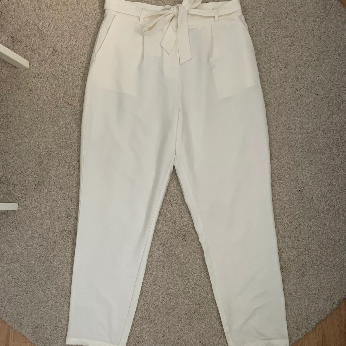 Pieces highwaist kostymbyxor storlek L