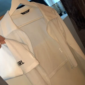 Tröja - Troja från Shein i storlek M.