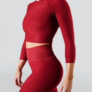 Träningströja från WorkoutEmpire  - Säljer denna träningströja från WorkoutEmpire. Endast provat den. Den är väldigt liten i storleken skulle jag säga. ❤️(Orginalpris: 479kr)