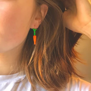 Örhängen med morot i silver - 🐣PÅSK-KOLLEKTION🐣 Örhängen med stor morot🥕