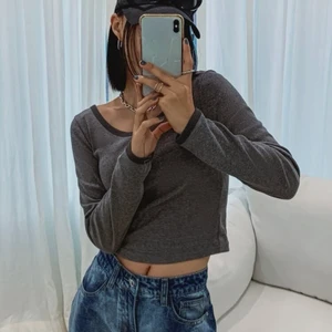 tröja - grå tröja, helt ny oanvänd. 