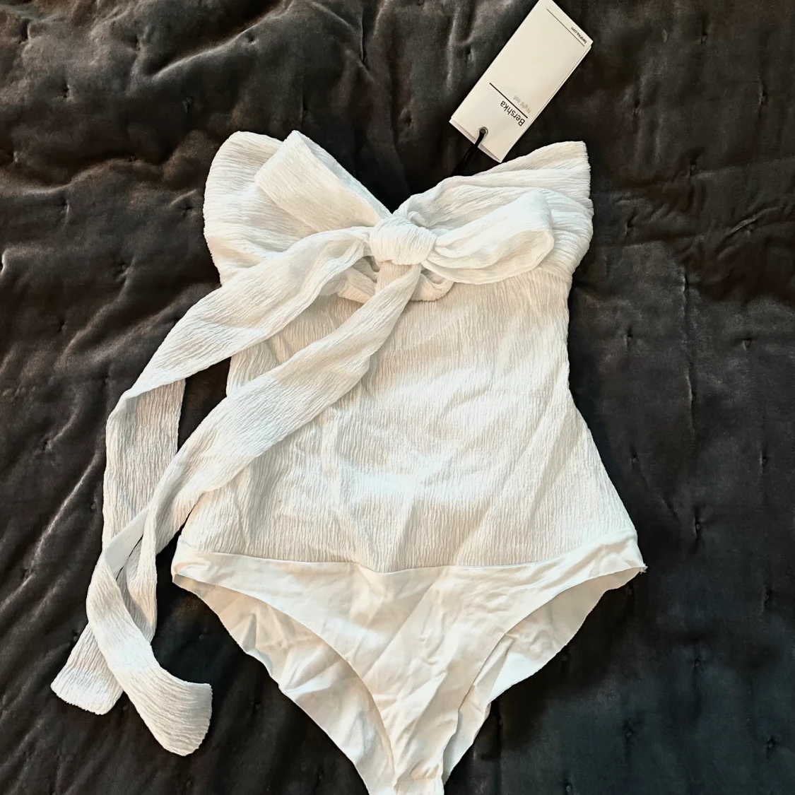 Söt vit body