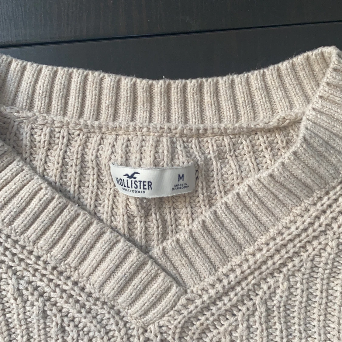 Beige stickad tröja - 91