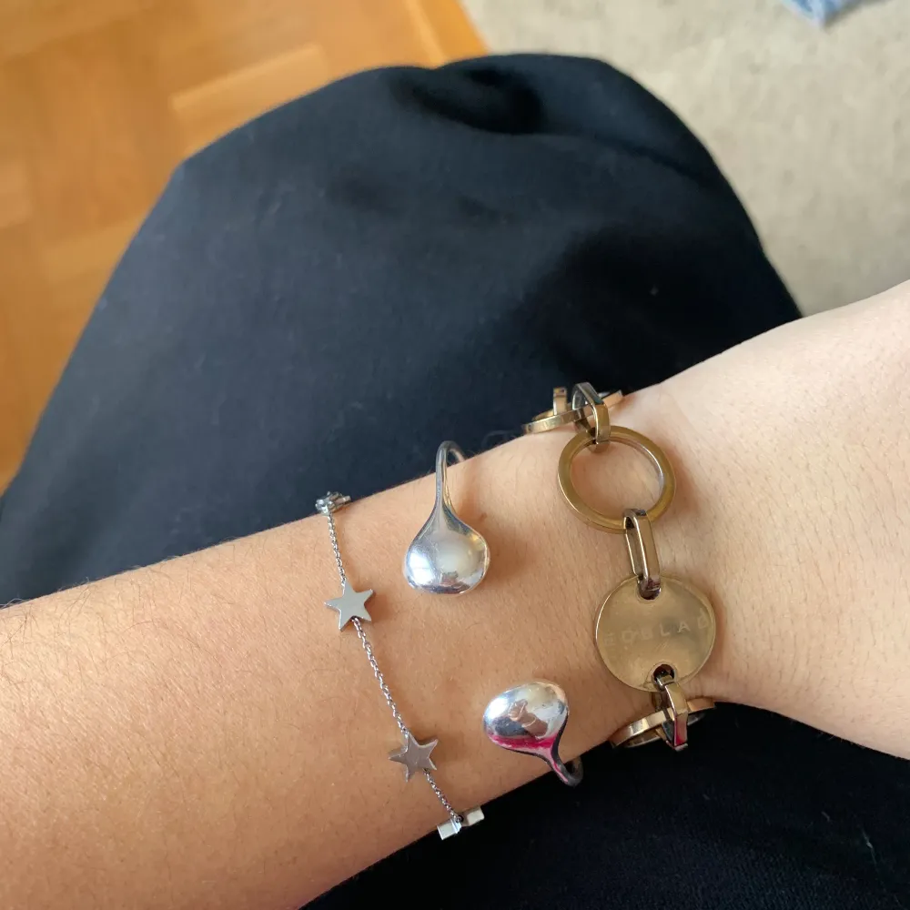 Jättesnyggt armband i silver från Edblad! Säljer på grund av icke andväning💗. Muu.