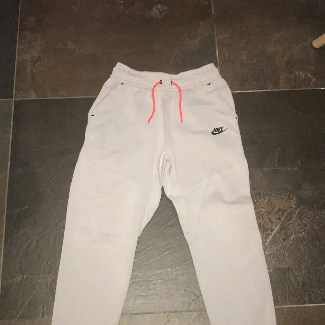 Nike tech byxor  - 90