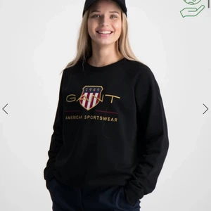 Äkta gant tröja  - Aldrig använd. Storlek 176 vilket motsvarar en s liten m. Köpt på kidsbrandstore för 799:-