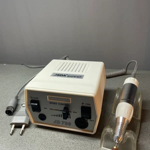 Nagel fil - El fil i bra skick. Nypris 900kr och säljer nu för 450kr. 