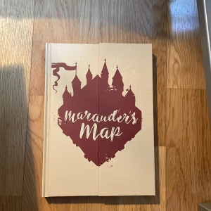 Harry Potter antecknings bok  - Harry Potter antecknings bok OANVÄND🧙‍♀️🪄nyskick 