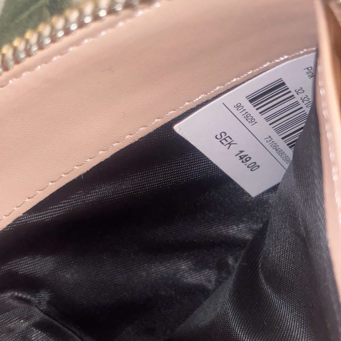 Säljer denna plånbok  - 91