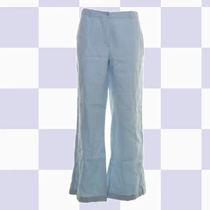 Blå linnebyxor - Skitfina ljusblåa linnebyxor som tyvärr inte kommer tills vändning längre. Hör av dig om du har några frågor💖💖