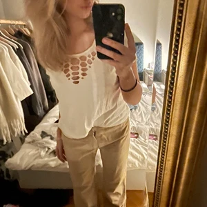 Zadig Voltaire t-shirt - Ascool zadigtröja med hål på framsidan! 