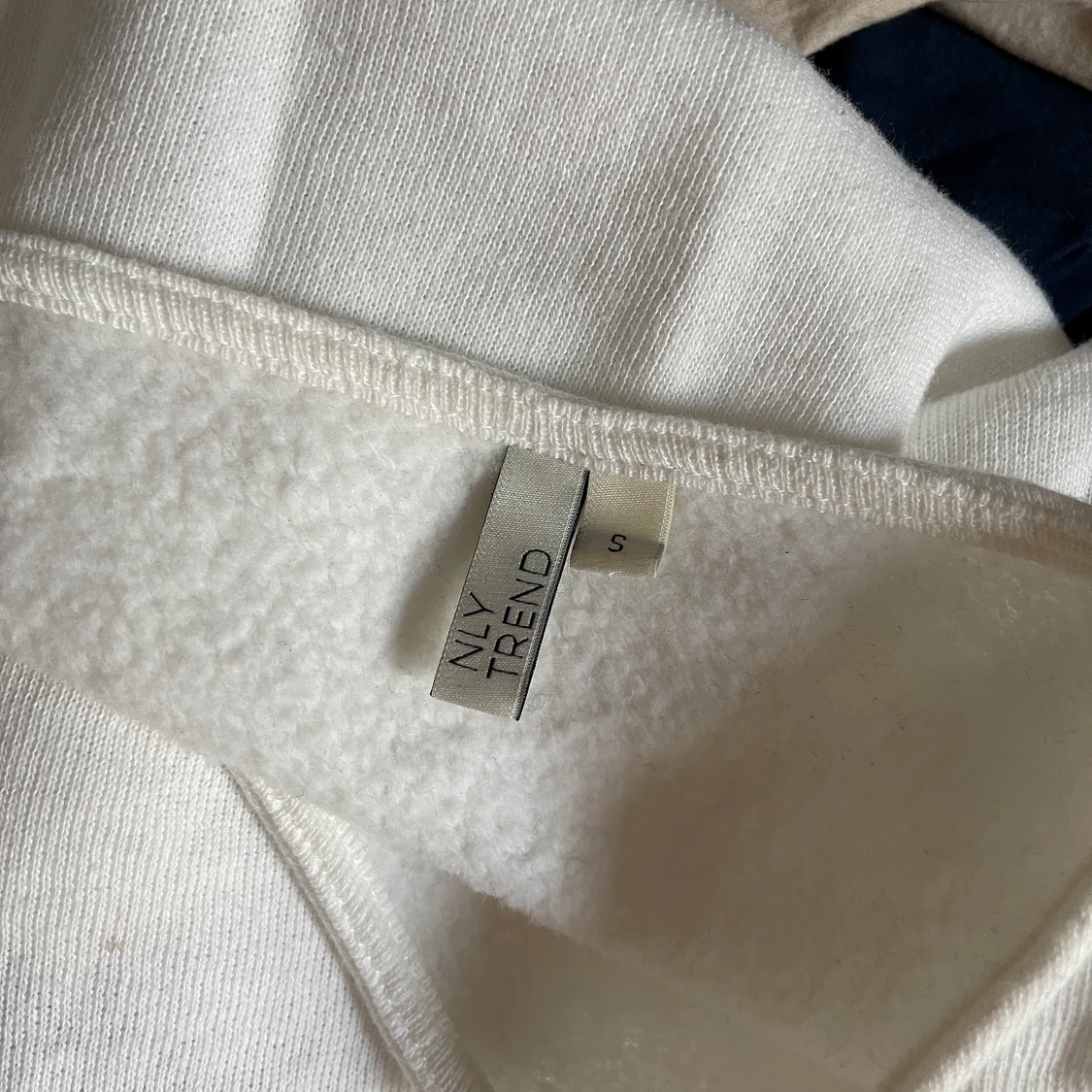 Croppad långärmad, NLY, S - 91