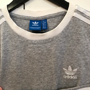 Tröja - Äkta, i bra skick. 