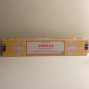 Vanilj rökelse - Hej! Säljer denna vanilj rökelsen som doftar så gott! Säljer den för 39kr 💕 Rökelse används för att rensa sina kristaller. Frakten är köparen ansvarig för 💗 Om ni gillar kristaller så kolla gärna min profil där jag säljer massor med olika kristaller 💕🔮