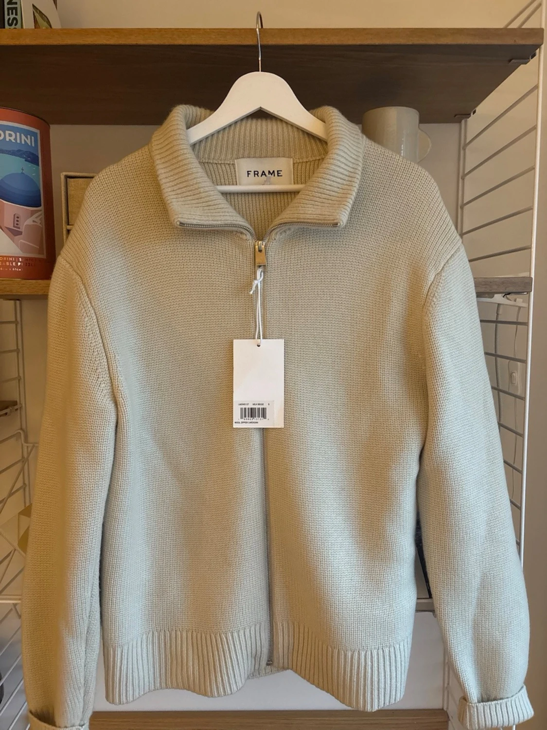 Beige stickad zip-tröja från FRAME. Runt 6000kr i nypris - 2