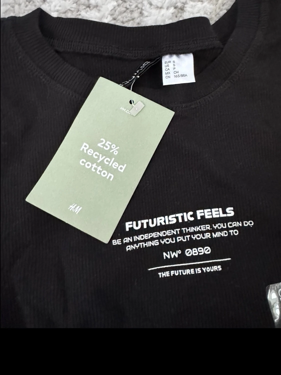 Svart ribbad t-shirt från H&M - 1