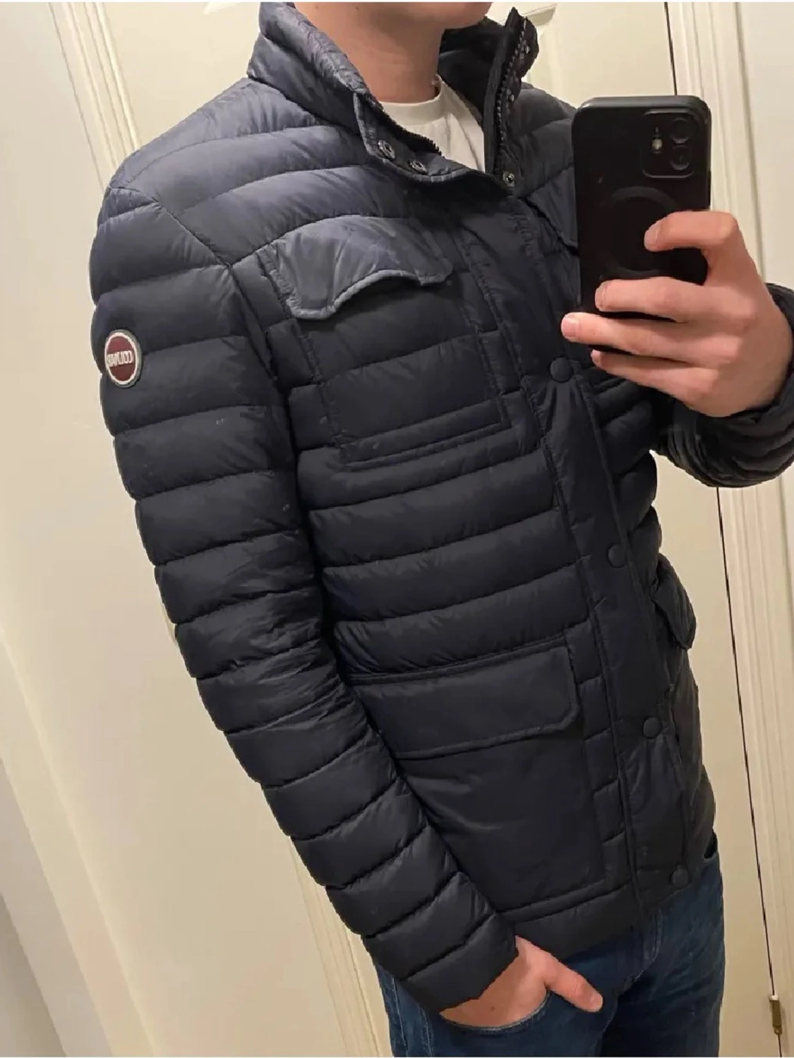 Mörkblå dunjacka från Colmar