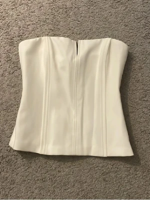 Vit Zara korsett-topp  - Intressekoll