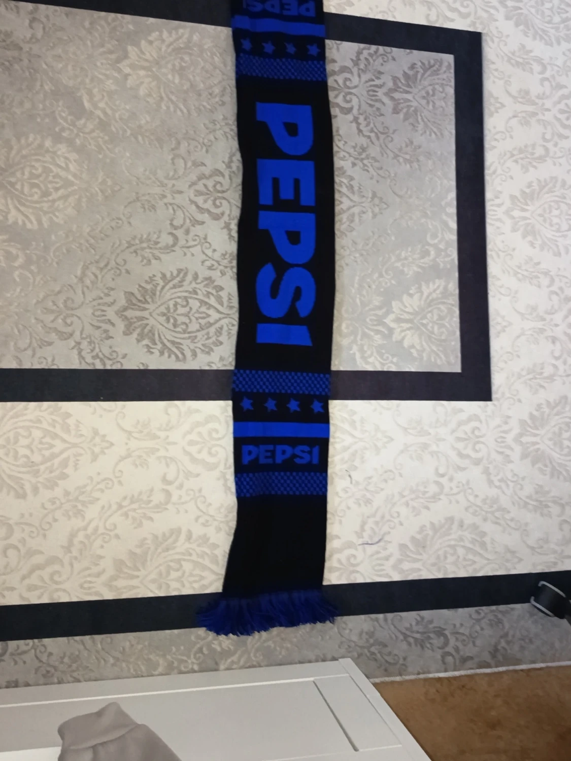 Blå och svart Pepsi halsduk