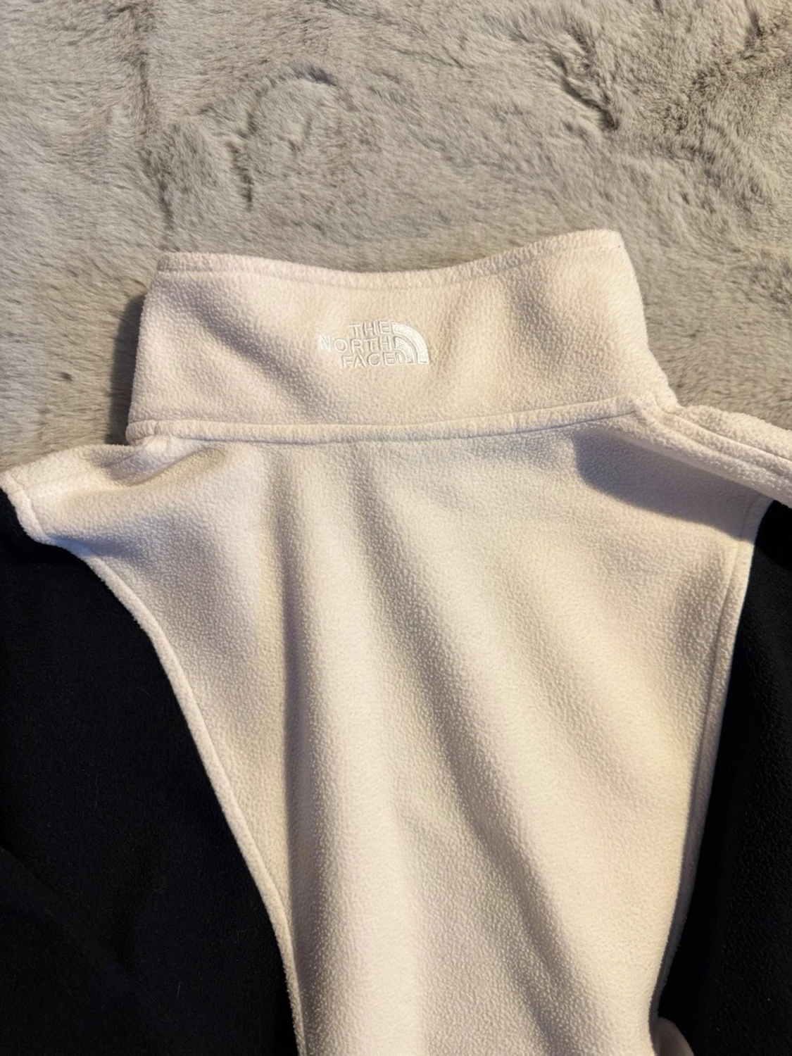 Svartvit fleece-tröja från The North Face - 6