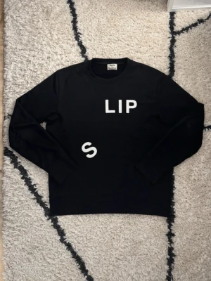 Acne studios casey slogan slip ss16 sweatshirt - Selling this cool acne studios sweatshirt in super good condition. Similar to you first sweatshirt.  Measurements: Length:68cm Width(pit to pit): 56cm