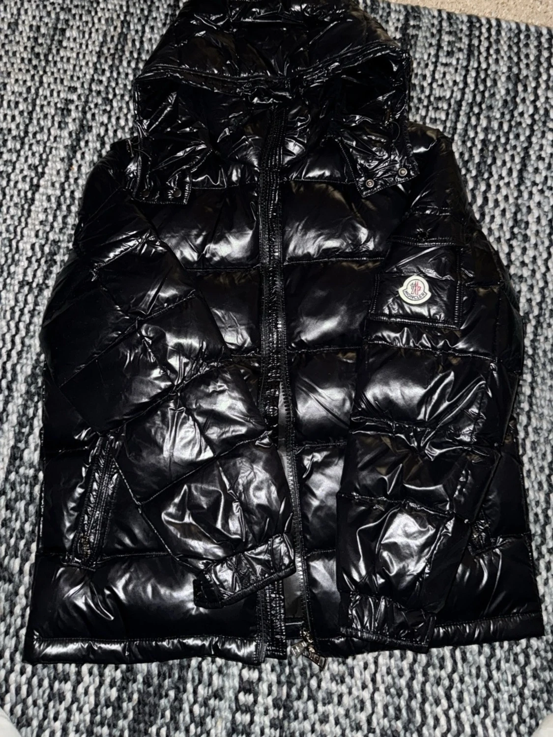 Svart Maja Moncler pufferjacka med huva