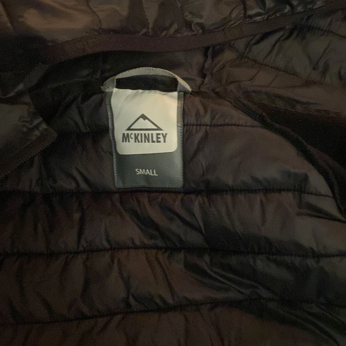 Svart pufferjacka från McKinley - 2
