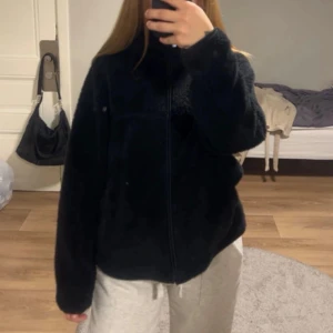 fleecekofta - svart fleecekofta från lager 157 i stl S, använd några gånger