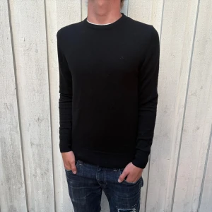 J.Lindeberg Merino Pullover - Säljer nu denna merinotröjan som är riktigt clean!👔🍁| Köpt på Åhléns för 1300 | Storlek S passar också XS | Hör av dig vid frågor!✌🏻👑