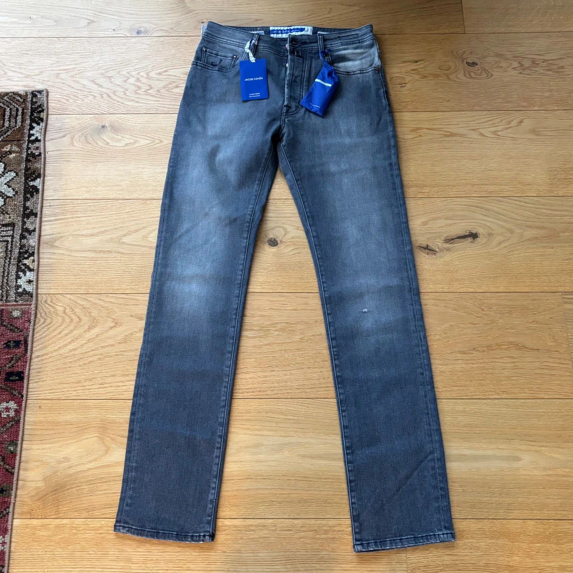 Helt nya Grå jeans Jacob Cohën Bard straight fit - 3