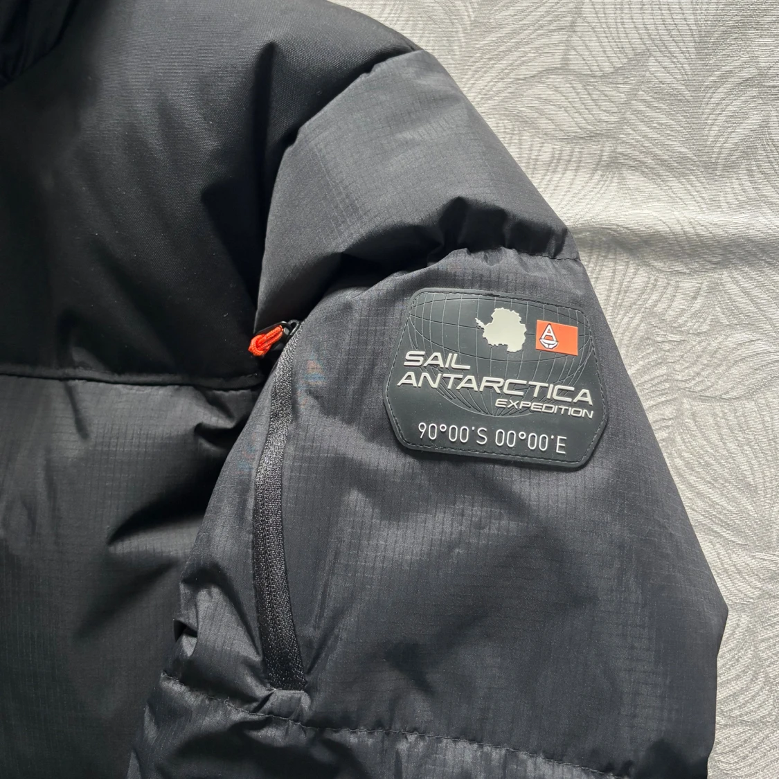 Svart Sail Antarctica dunjacka - 1