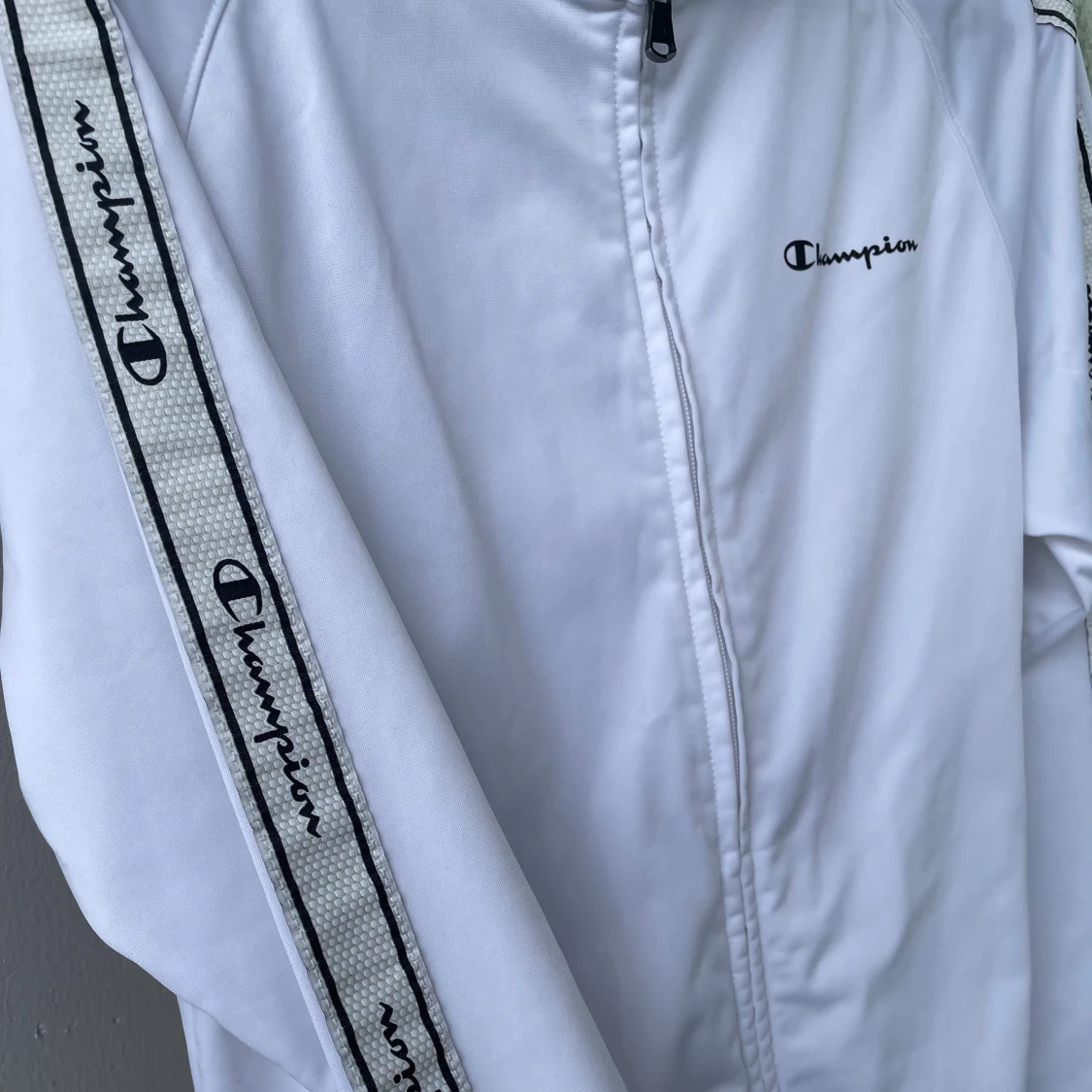 Vit vindjacka från Champion - 3