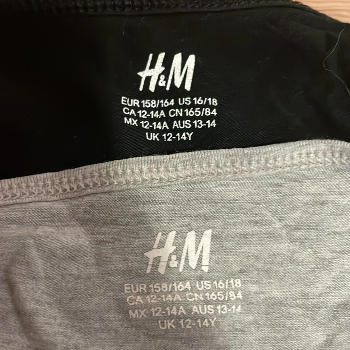 2 linnen från H&M, svart & grå - 3