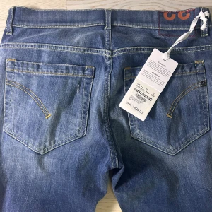 Helt nya dondup George jeans - Nya | Size 32  | fraktar spårbart inom 24 timmar |  för att köpa klicka ” köp nu” | vid frågor skriv ett meddelande |