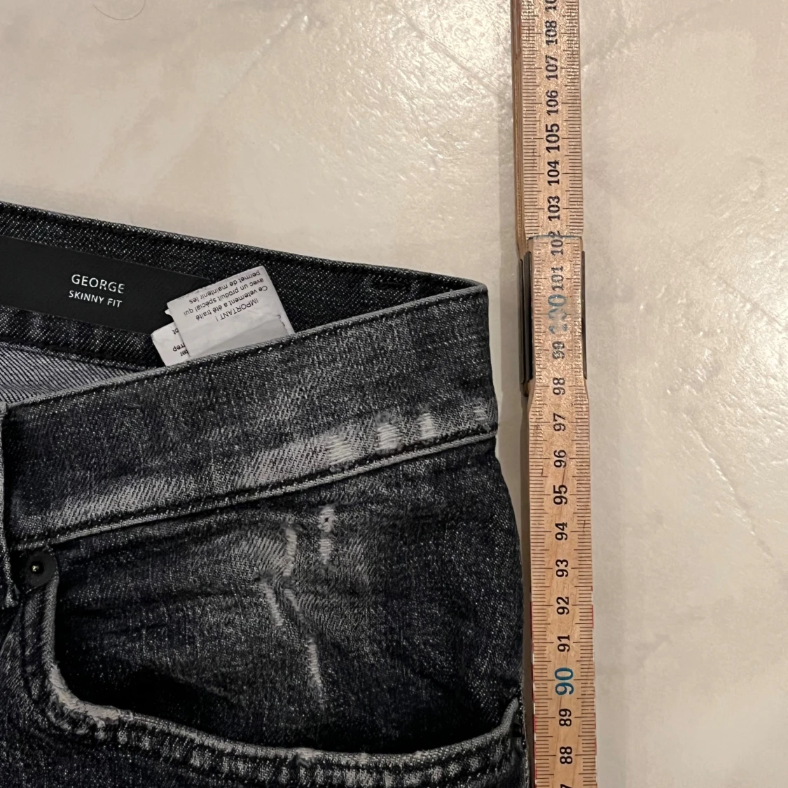 Svarta skinny jeans från George - 2