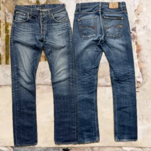 Selvage Nudie GrimTim - Tjena! Säljer dessa riktigt feta NudieLab Jeans, modellen är GrimTim/LabTim 22 och kostar cirka 6000kr nya, fint skick, storlek W30/L34, Midja-41/ Längd-110, Benöppning-18, hör av dig vid funderingar!🙌