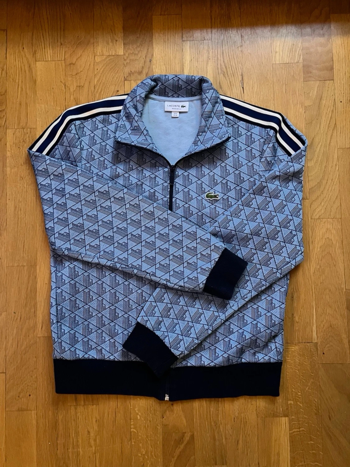 Lacost tröja  - 1